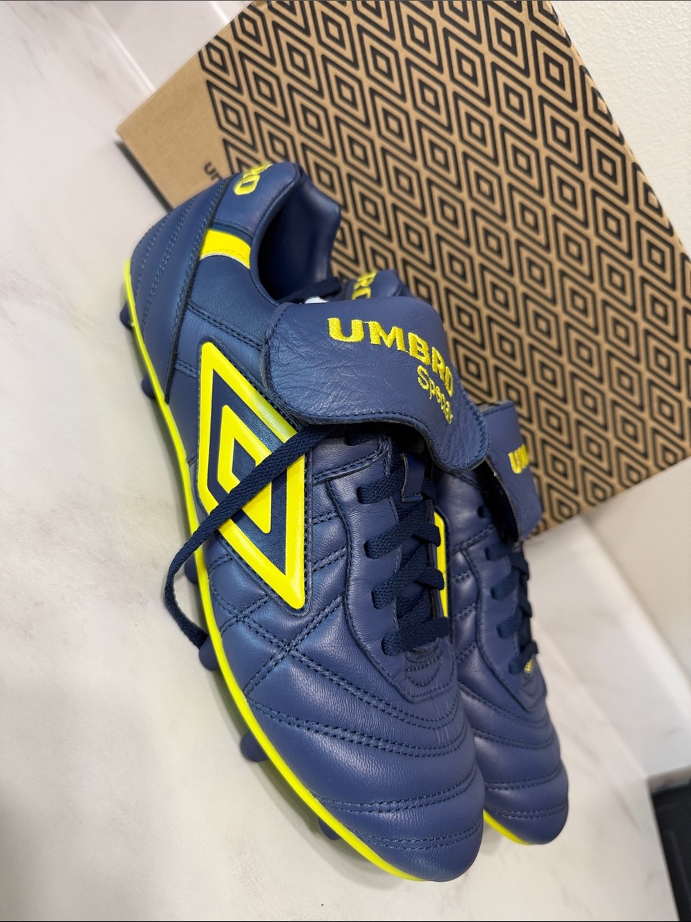 Umbro Speciali Pro 24 FG